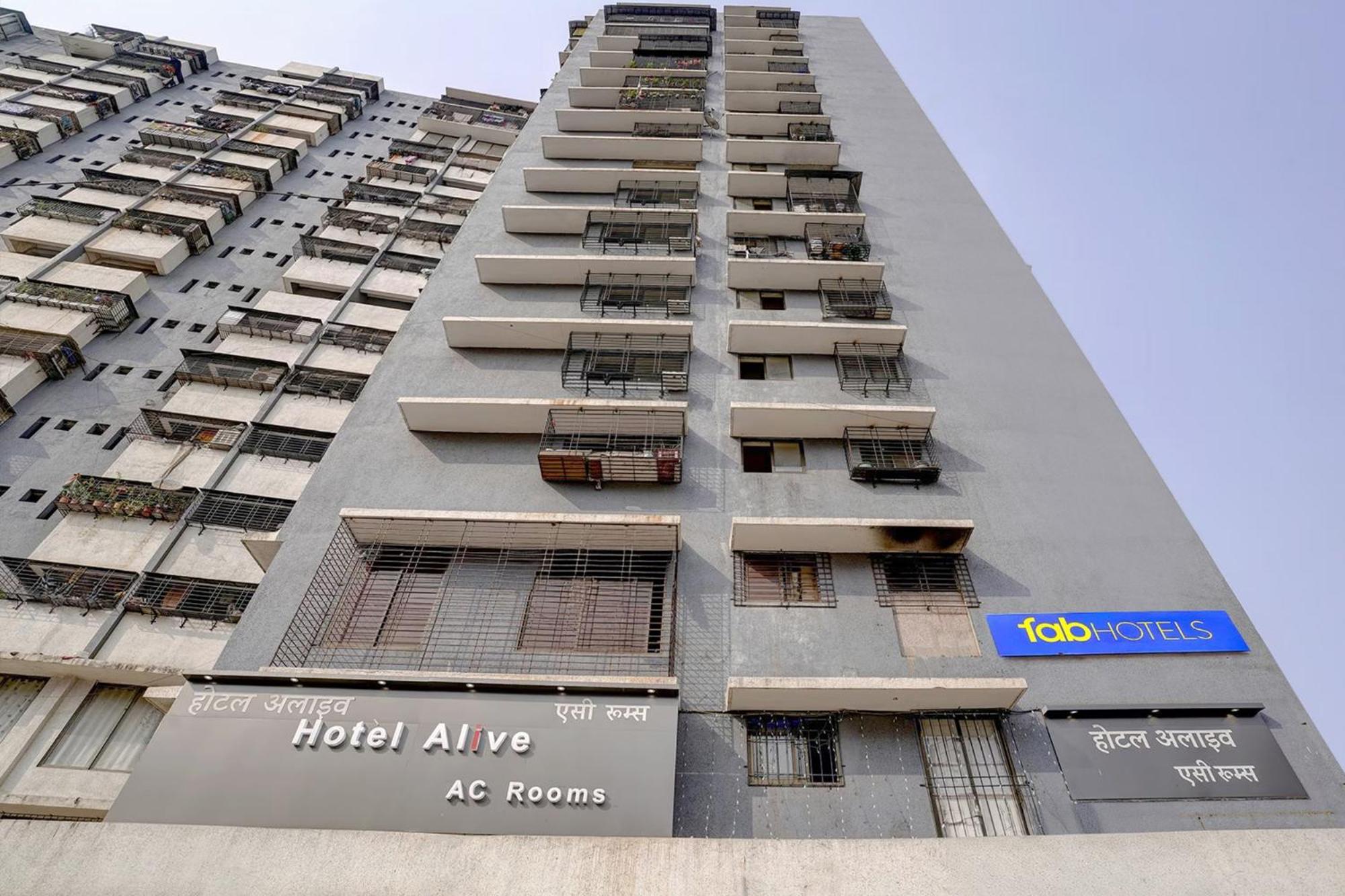 Fabexpress Alive - Nr Juhu Beach - Mumbai, Mumbai